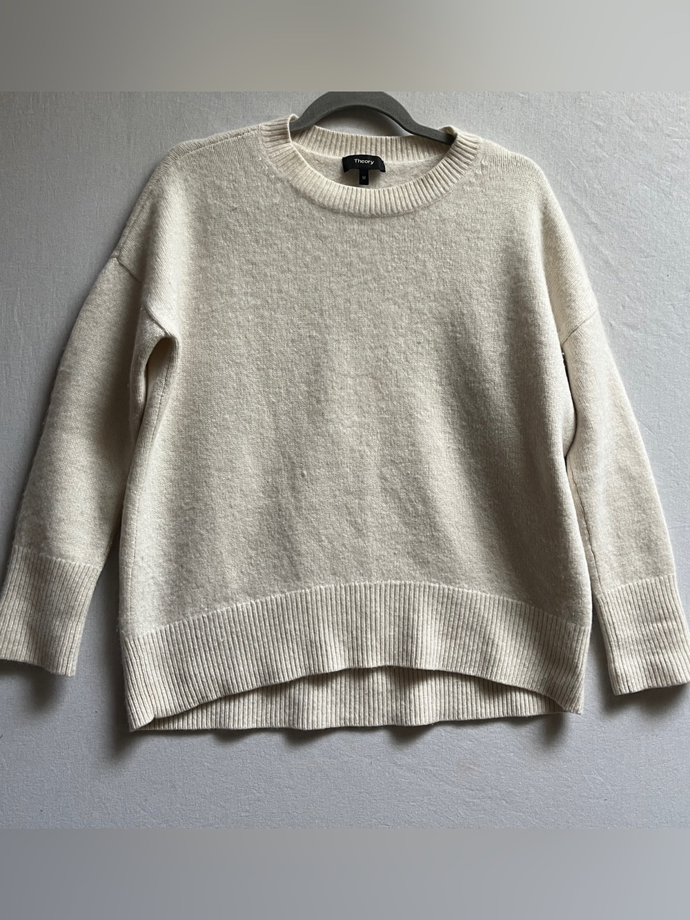 Theory 100% Cashmere Cream Crewneck Knit Sweater M
